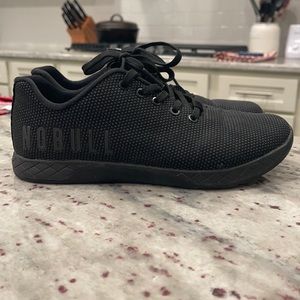 NoBull Trainers - Black on Black - Size 9.